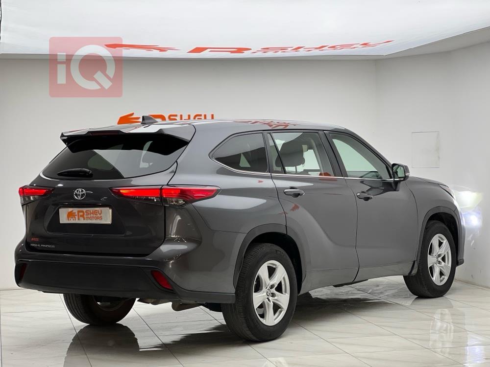 تۆیۆتا هایلاندەر